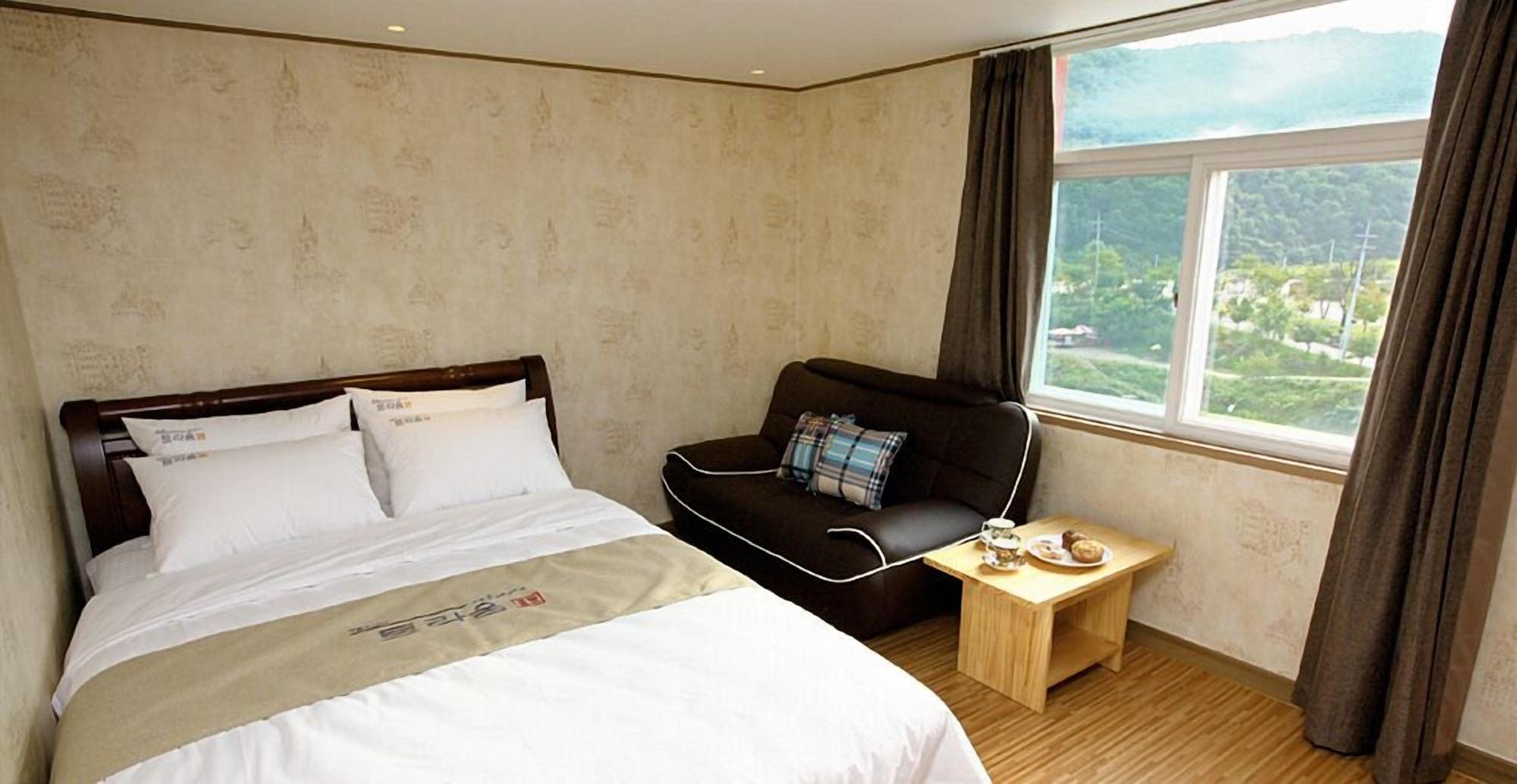 Traum Hotel & Condo Gapyeong Exterior foto