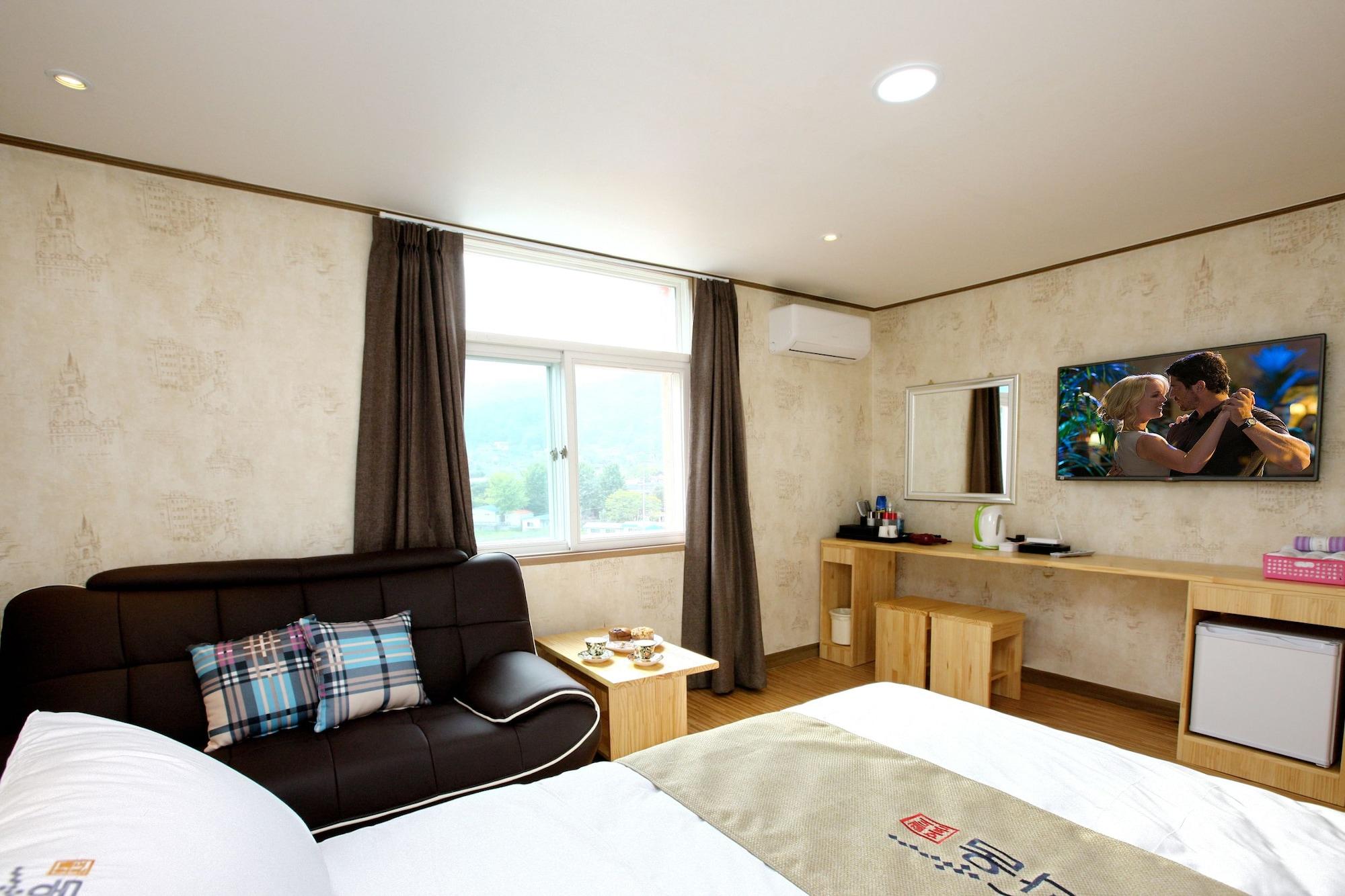 Traum Hotel & Condo Gapyeong Exterior foto