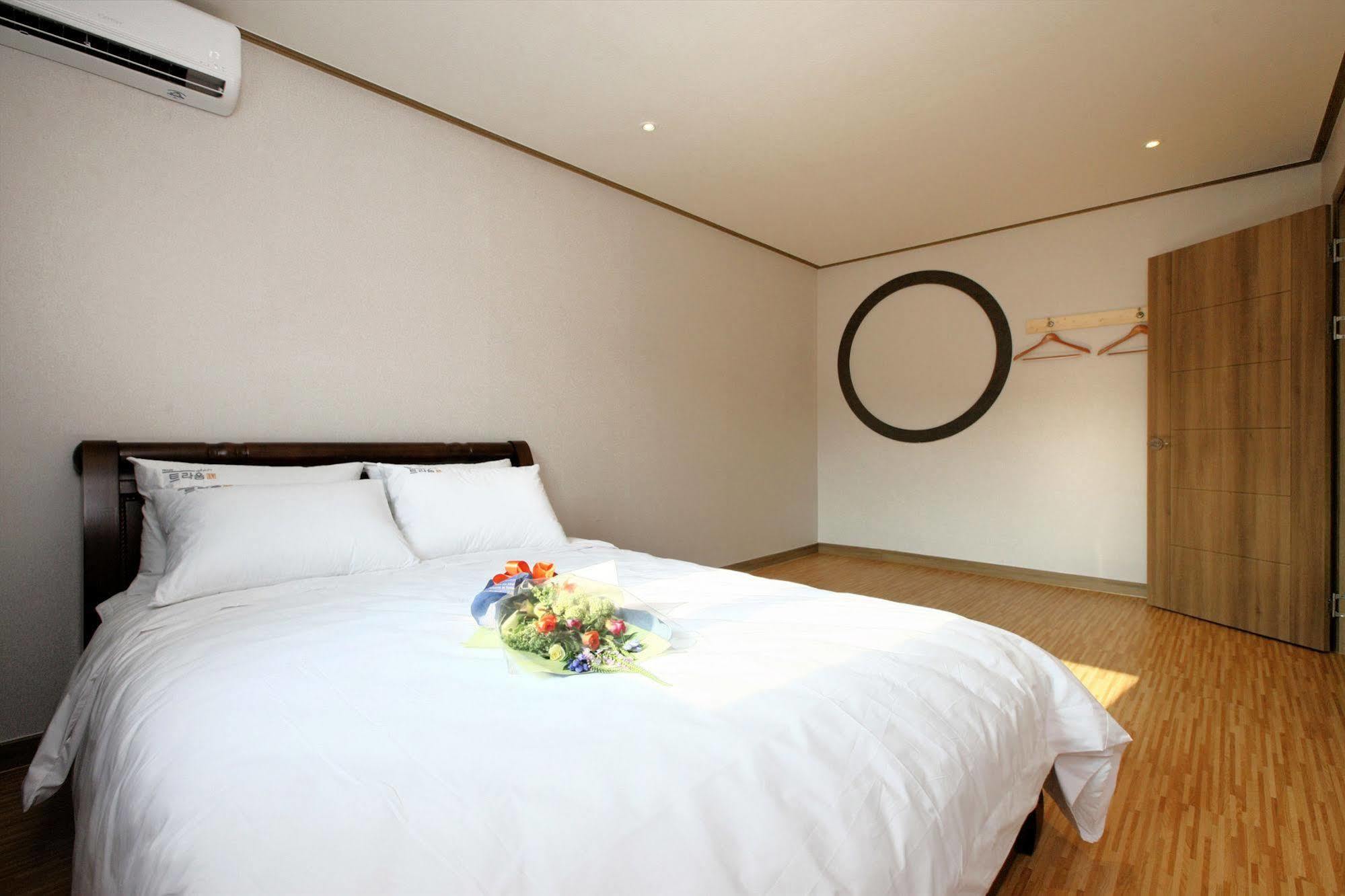 Traum Hotel & Condo Gapyeong Exterior foto